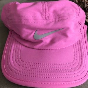 Nike Women's Feather Light Adjustable Hat NWT-NEW!